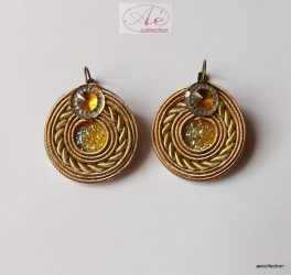 Sujtás fülbevaló antik arany, francia kapoccsal (Díszdoboz külön megvásárolható!/400Ft)